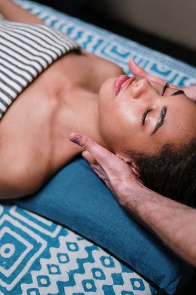 Relaxing full body massage